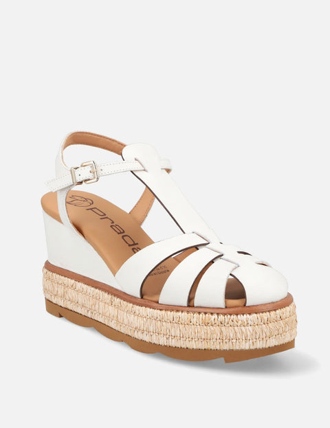 Sandalia cangrejera en piel napa color blanco