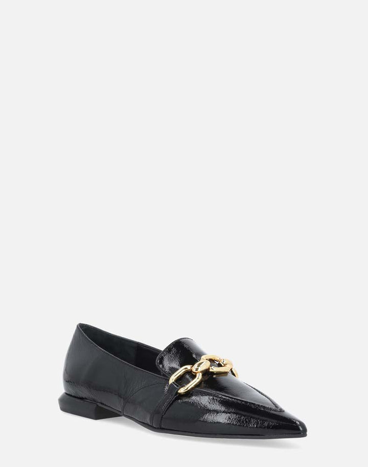 Mocasín en piel charol color negro para mujer