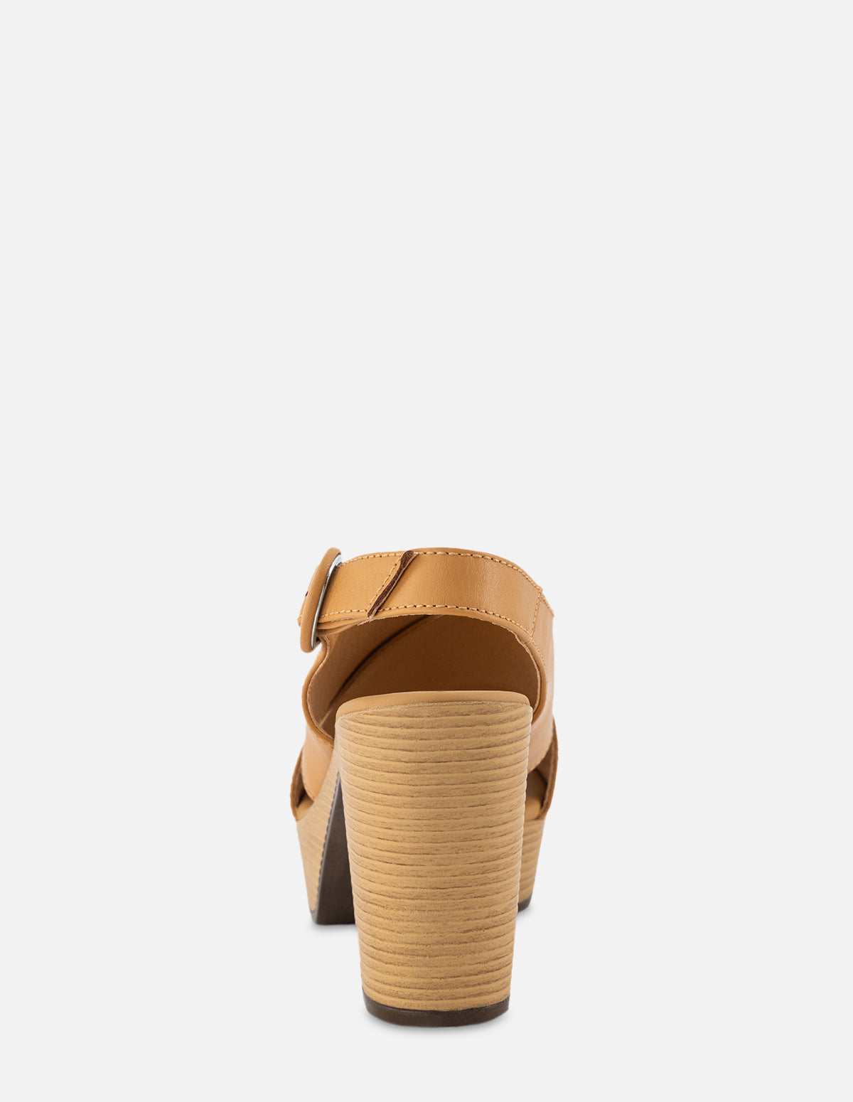 Sandalia de tacón alto en piel napa color cuero para mujer