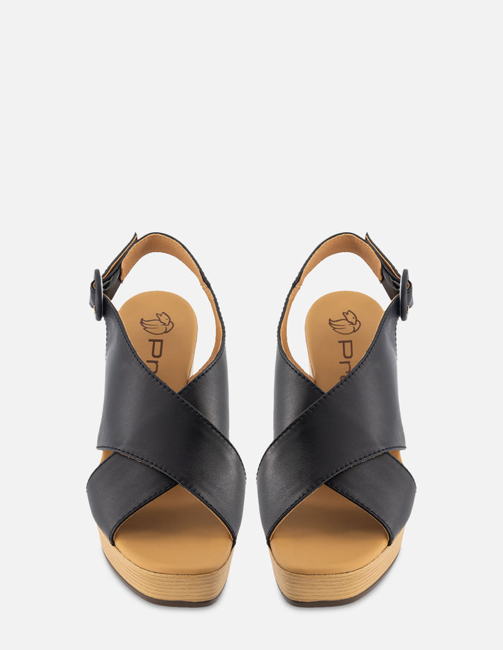 Sandalia de tacón alto en piel napa color negro para mujer