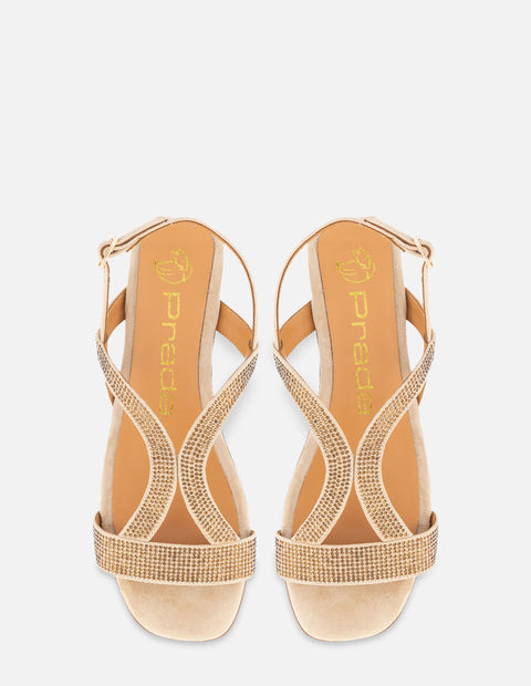 Sandalia de piso con pedrería en color beige para mujer