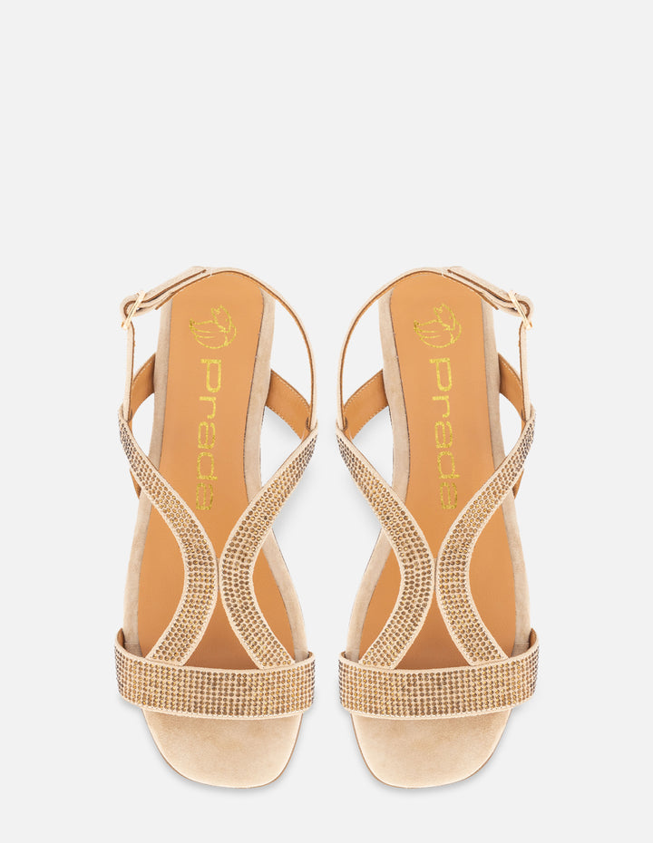 Sandalia de piso con pedrería en color beige para mujer