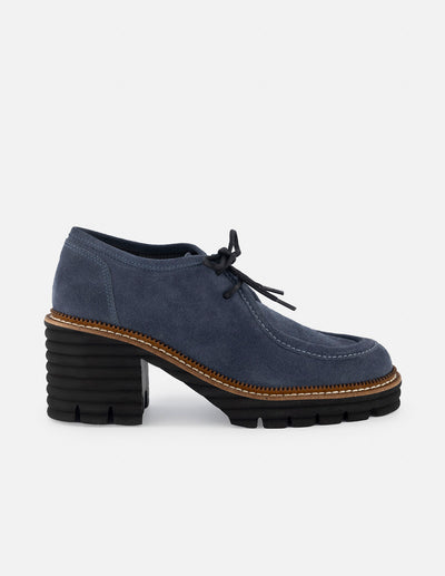 Wallabe de ante color azul para mujer con suela extraligera