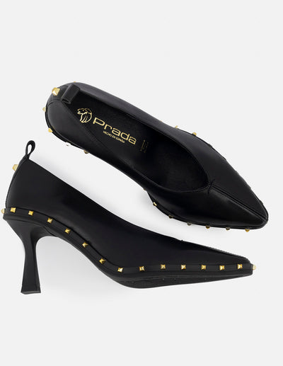 Zapatillas formales para mujer de piel color negro con detalles en color dorado