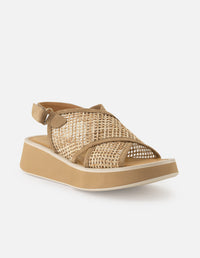 Sandalia textil para mujer color topo con detalle de pulsera