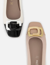 Balerina de piel para mujer bicolor con detalles en charol
