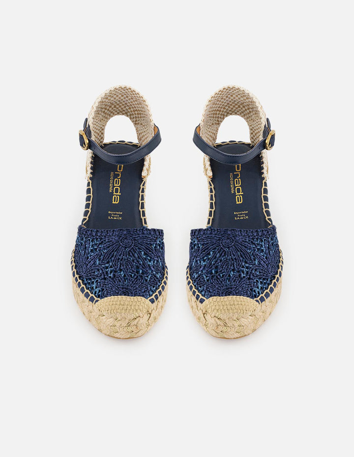Sandalias azul en yute para mujer con bordados florales