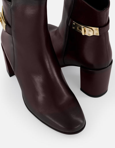 Botines vino piel de mujer adorno lateral color dorado Pd