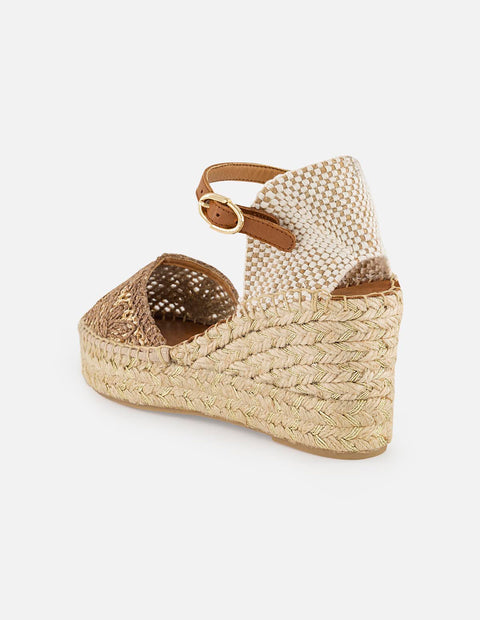 Alpargata beige textil tipo reja para mujer con pala tejida