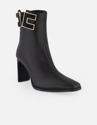 Botines negro piel para mujer con herrajes en pelo