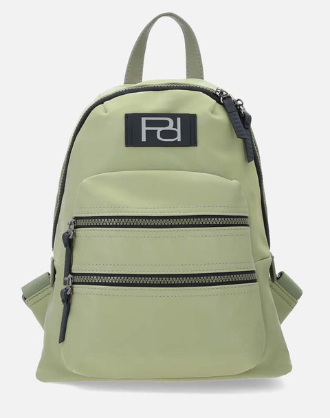 Mochila en textil color verde efecto tornasol y doble cierre frontal con etiqueta de goma al frente unisex