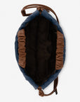 Bolso bandolera con grabado Pd al frente en color azul para mujer