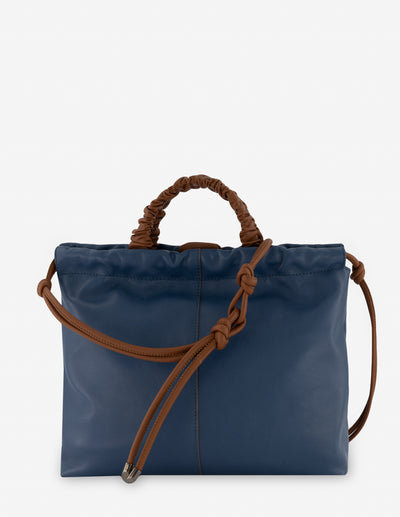 Bolso bandolera con grabado Pd al frente en color azul para mujer