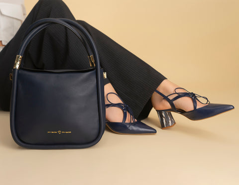 Bolso de mano en piel color cuero para mujer