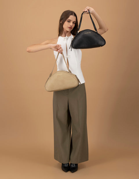 Bolso trapecio de piel color beige para mujer