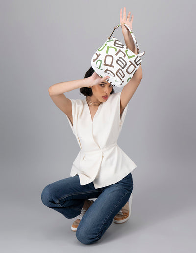 Bolso de mano de piel color verde para mujer con grabado Prada