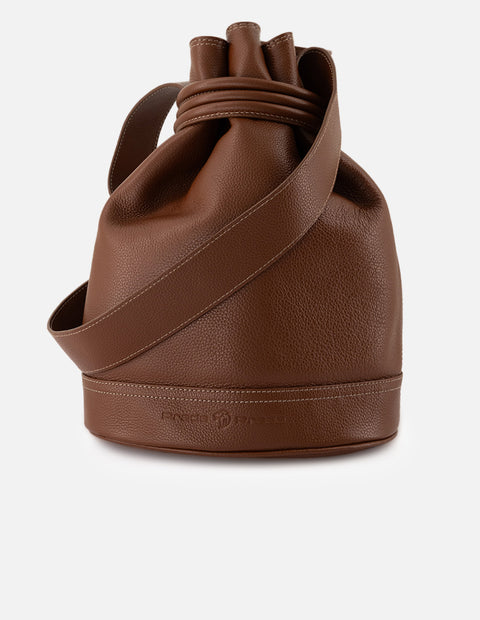 Bolso bucket de piel para mujer color cuero tipo saco