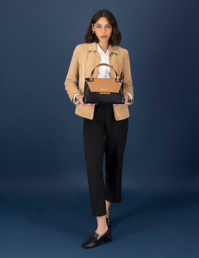Satchel negro piel para mujer con solapa negra