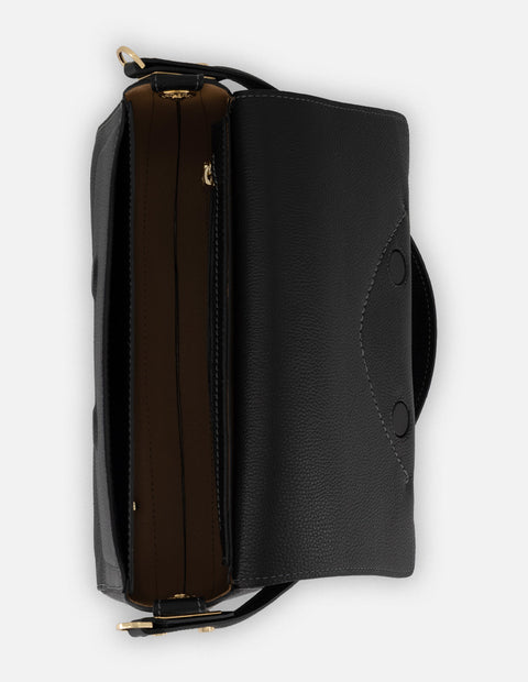 Satchel negro piel para mujer con pespuntes en contraste