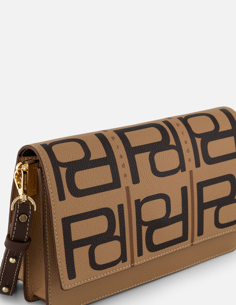 Bolso satchel marrón piel para mujer con solapa Pd