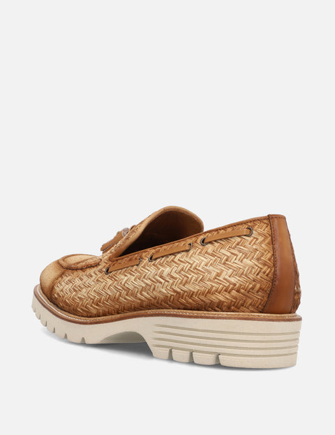 Mocasín en rafia tejido de espiga color arena