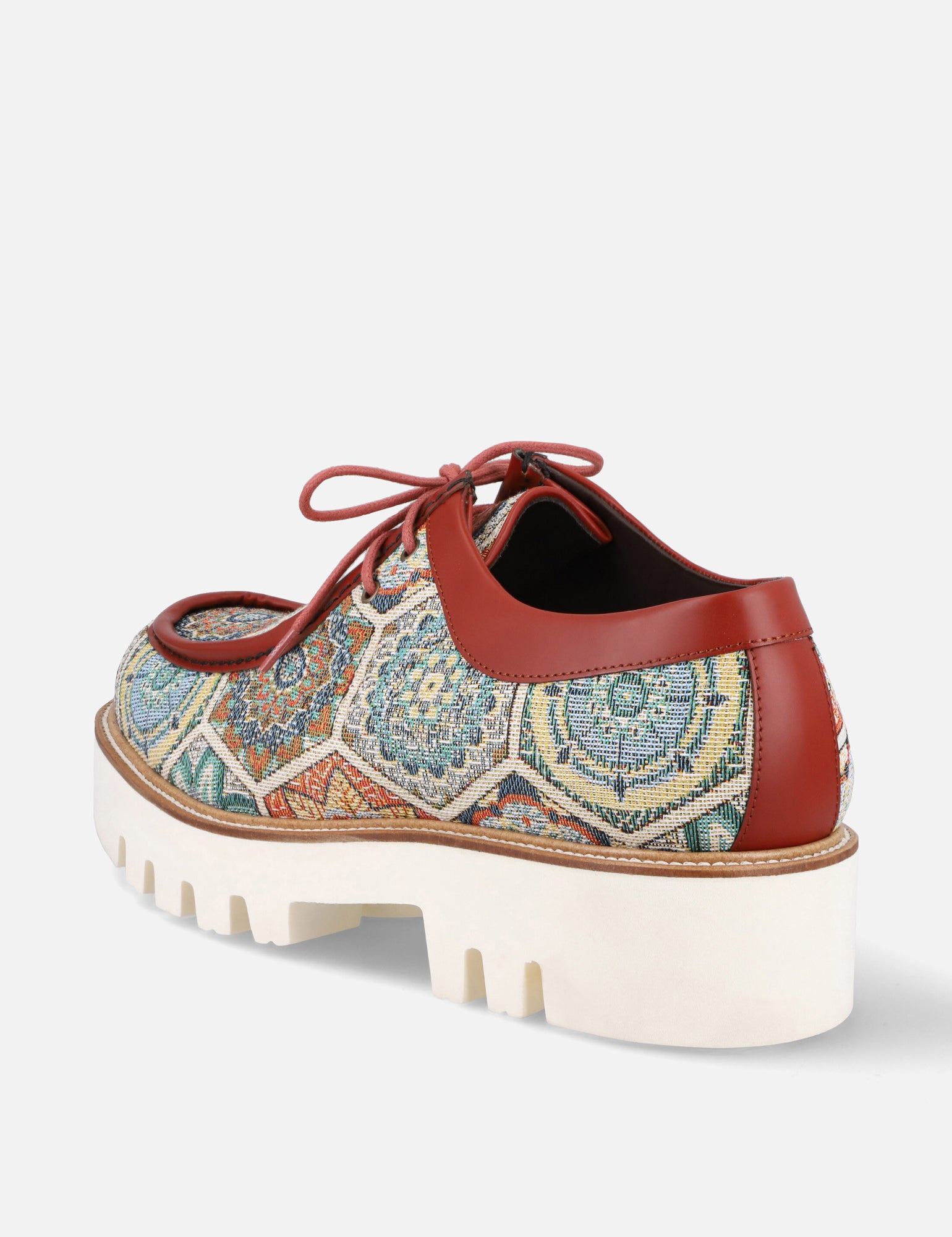 Wallabee en textil gobelino multicolor
