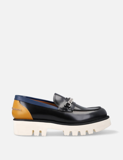 Mocasín con cadena en piel florantic color negro