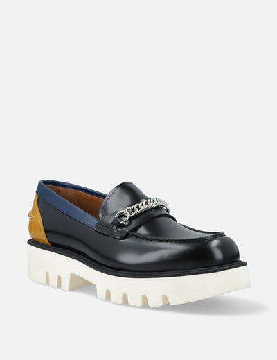 Mocasín con cadena en piel florantic color negro