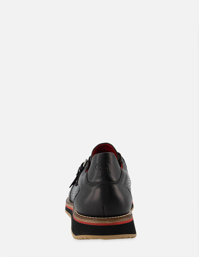 Monk de piel napa color negro con picado para hombre