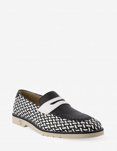 Mocasín de piel trenzada en blanco y negro para hombre
