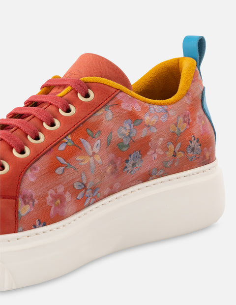 Tenis con estampado floral multicolor en piel color rojo para mujer