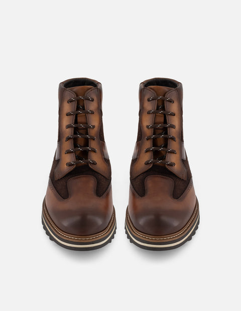 Botines color cafe piel para hombre con combinación de materiales