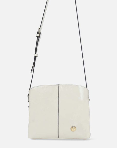 Bolso bandolera en piel charol color blanco para mujer