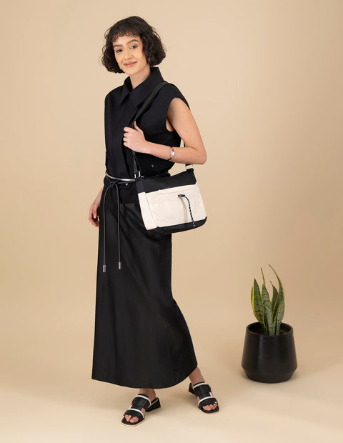 Bolso bandolera de nylon color blanco para mujer con detalle Pd