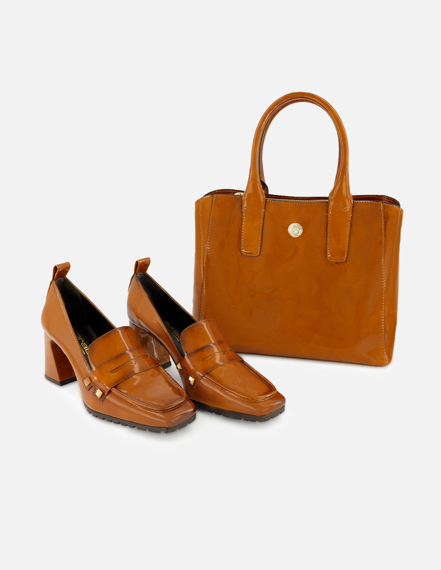 Bolso de mano de charol color cuero para mujer