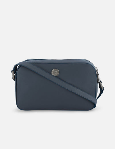 Bandolera de piel color azul para mujer con detalles en color níquel