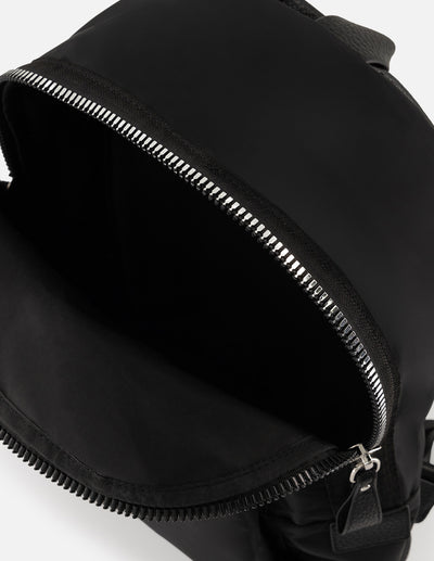 Mochila en textil color negro para hombre