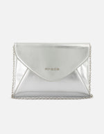 Clutch de piel metalizada para mujer color plateado con cadena desmontable