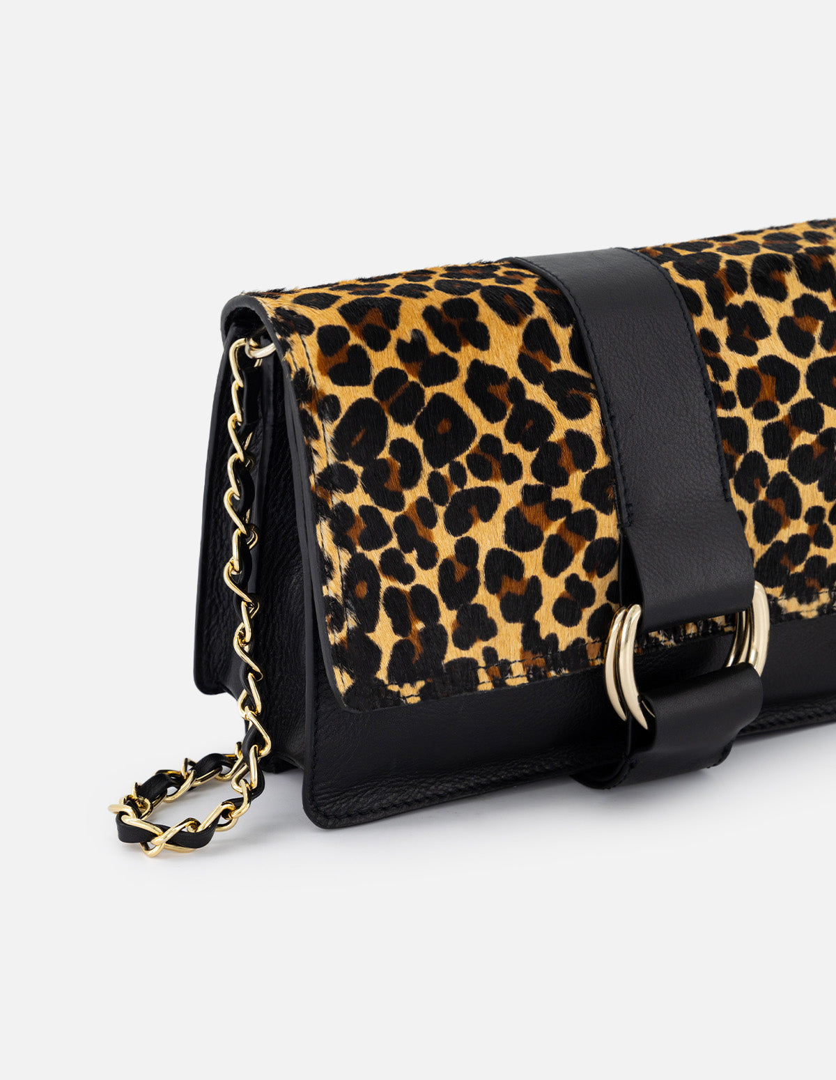 Bolso satchel de pelo animal print para mujer con detalles de piel color negro