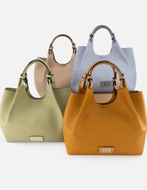 Bolso de mano de piel vegana para mujer color cuero con detalle Pd
