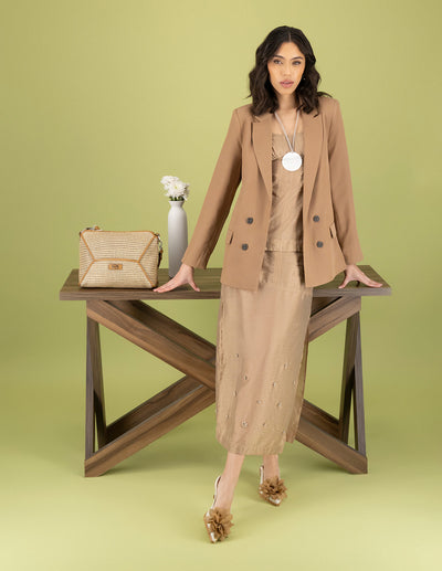 Bolso de hombro en rafia color cuero para mujer con tejido canasta