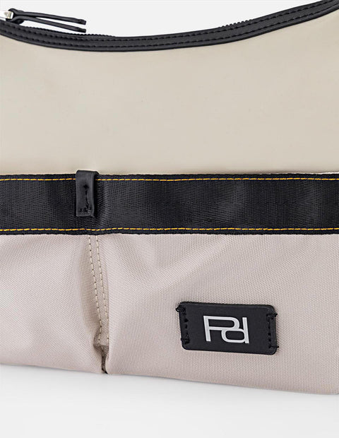 Bandolera blanca en nylon y piel vegana para mujer con placa Pd