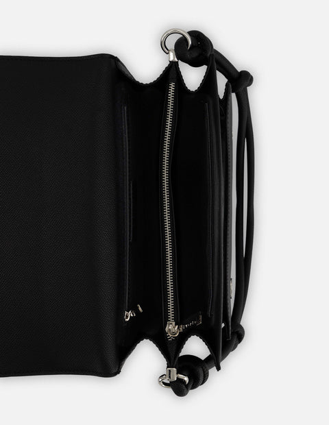 Bolso de hombro negro piel vegana para mujer con grabado