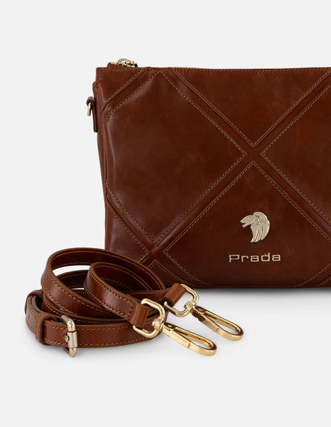 Bandolera café en piel para mujer con costuras cruzadas