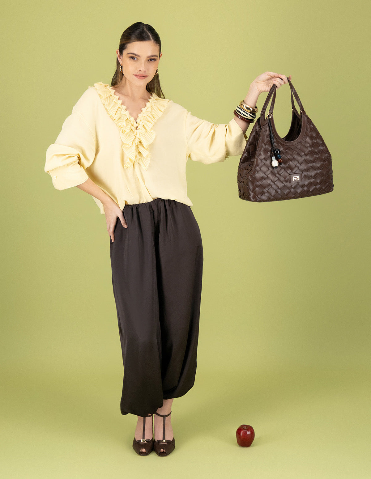 Tote café en piel vegana trenzada para mujer