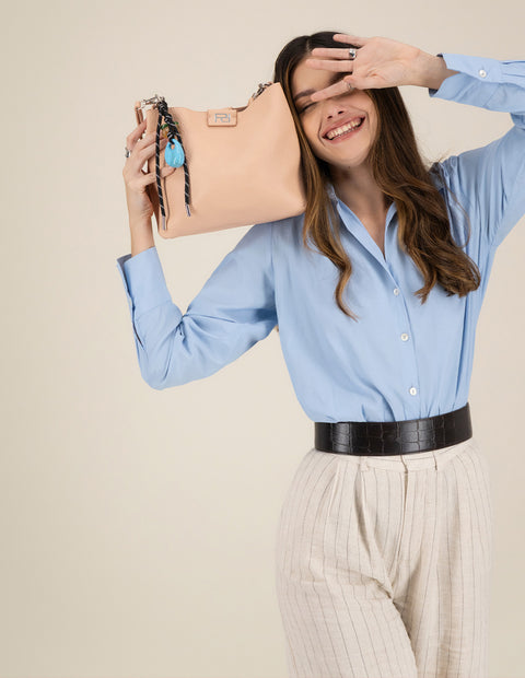 Bolso de hombro nude en piel vegana con grabado