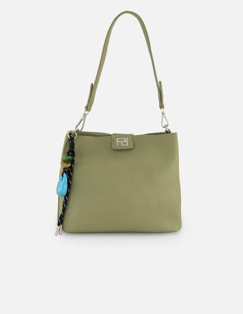 Bolso de hombro verde en piel vegana con grabado
