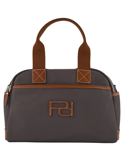 Mochila café para hombre con Pd en contraste