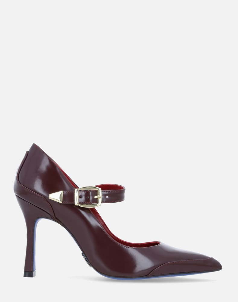 Zapato tipo Mary Jane en piel florantic color vino y hebilla color niquel para mujer