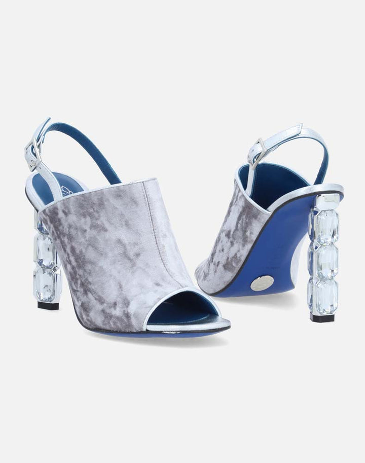 Botín con abertura en textil oro con tacón de joya para mujer